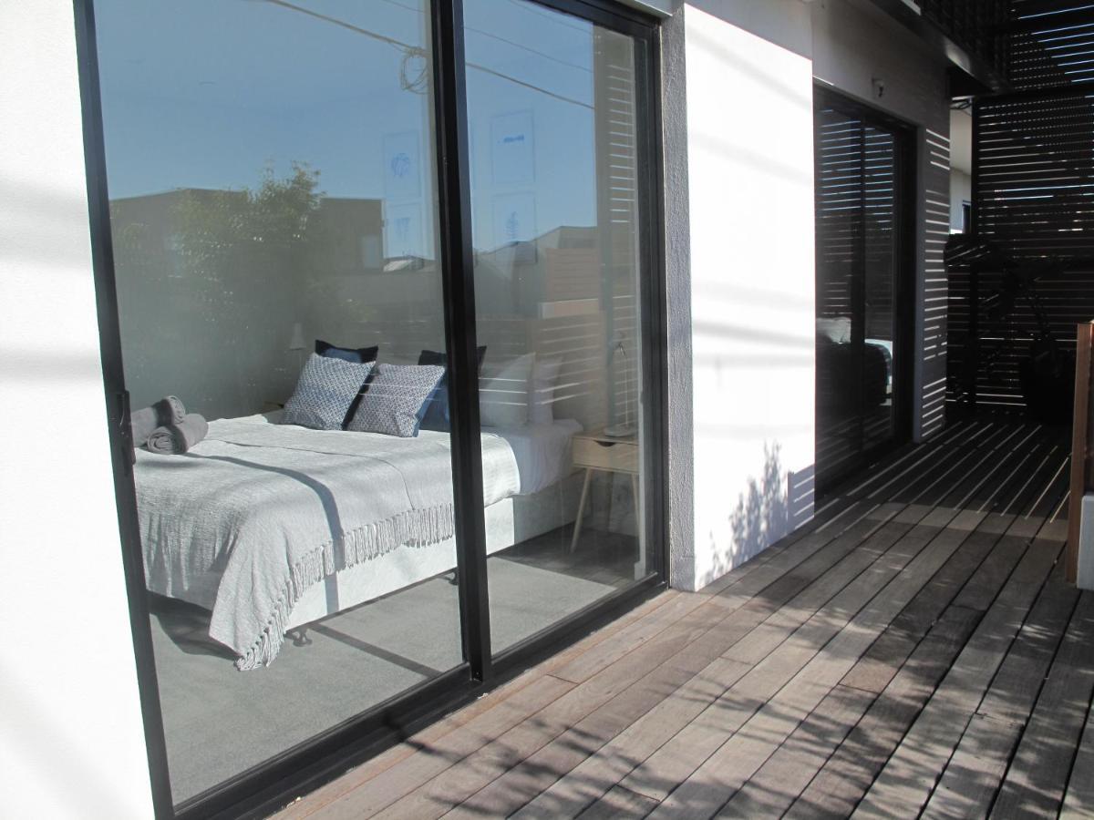 Modern 3 Bedroom Apt With Free Parking, Netflix, Wifi & Welcome Wine By Bnb Pro Melbourne Esterno foto